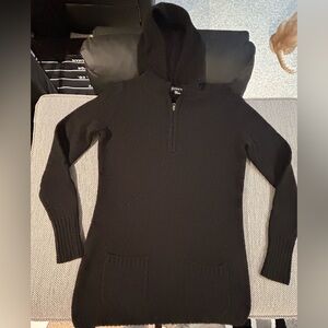 Women's Forever 21 Black Sweater, M